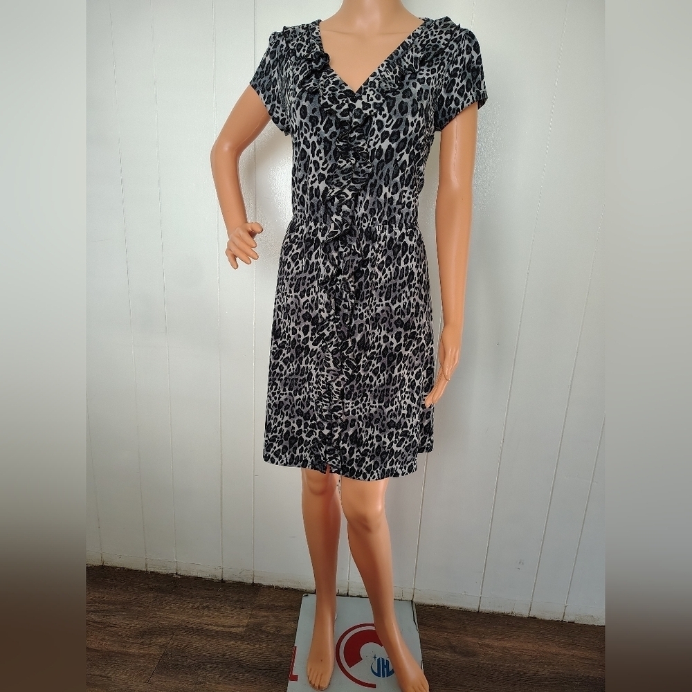 APT.9 Leopard Print V-Neck Dress Size M
